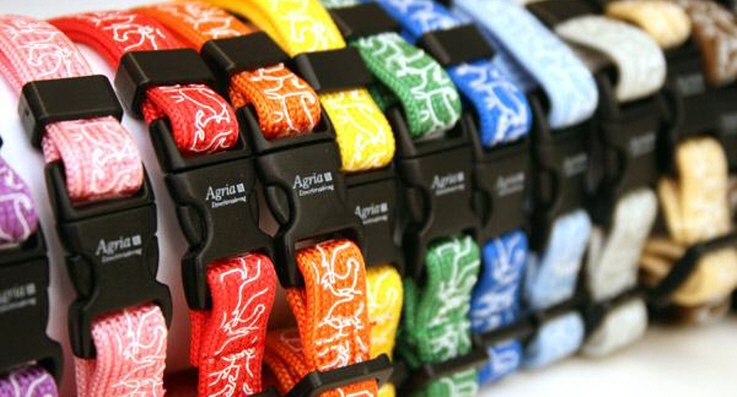 Valphalsband från Agrias uppfödarshop.